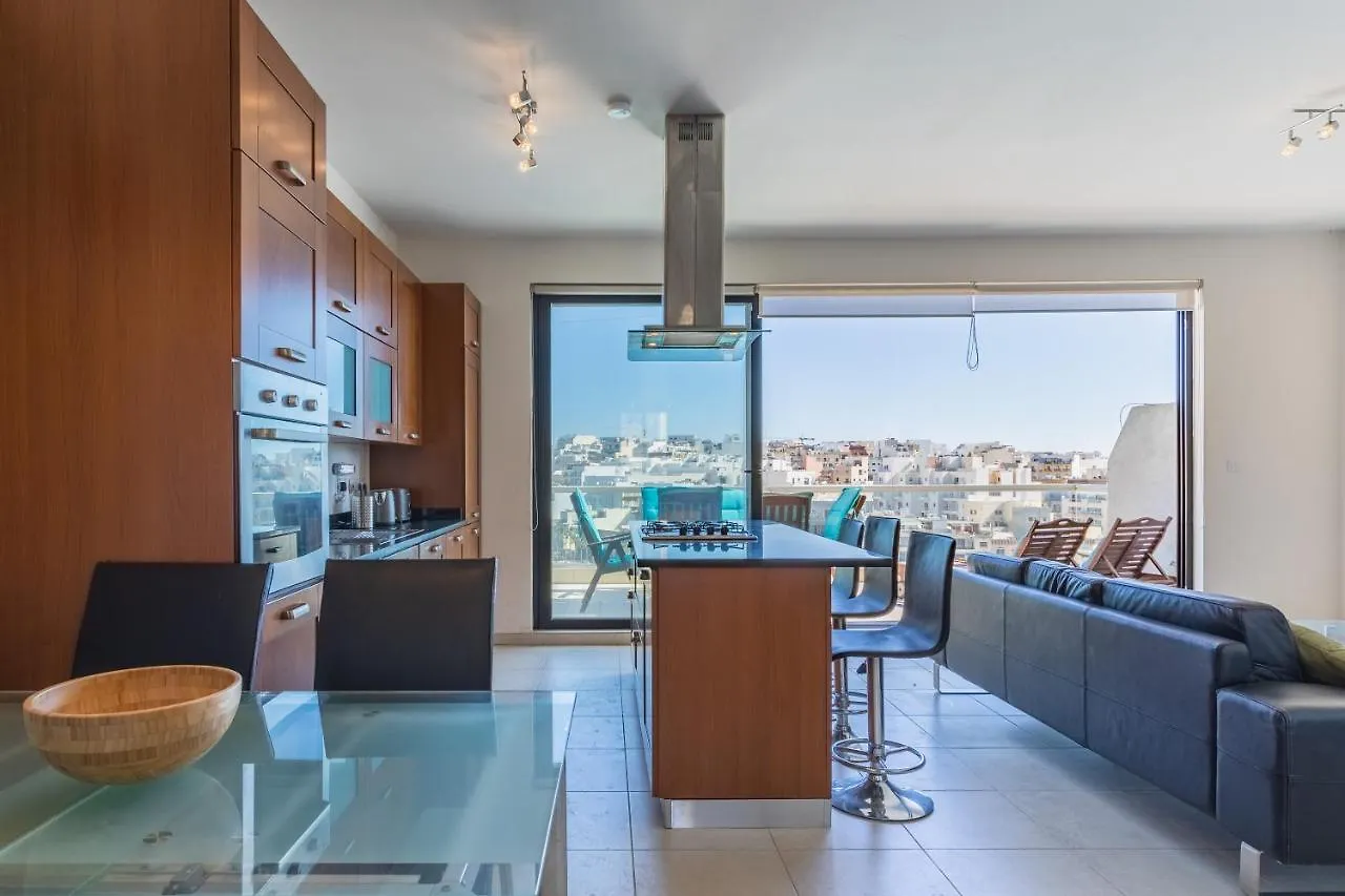 Gorgeous Two Bedroom Sea View In Marsascala Marsaskala 0*,